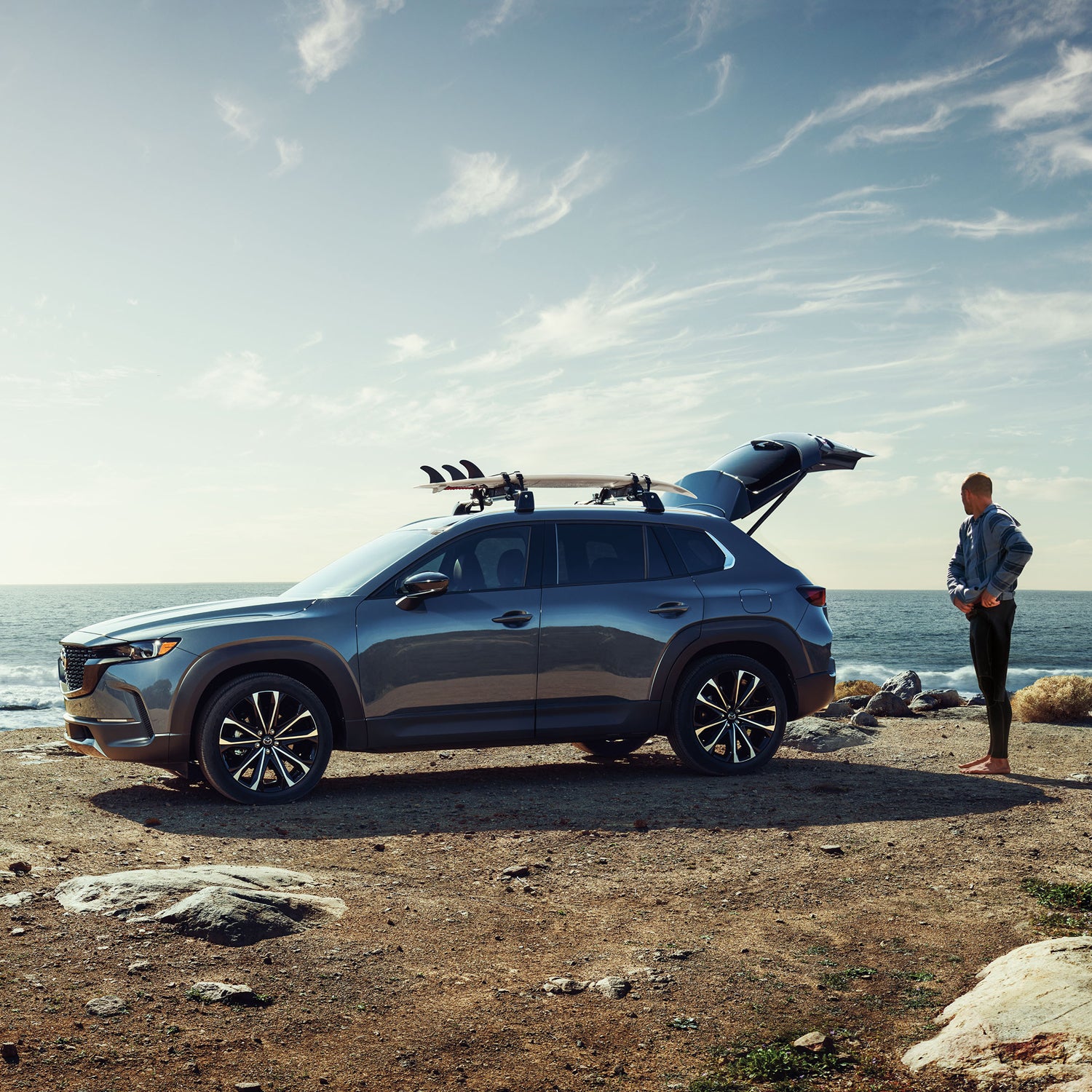 Roof Rack Accessory: Stand Up Paddle Board/Surf Carrier | Thule Board Shuttle 811XT