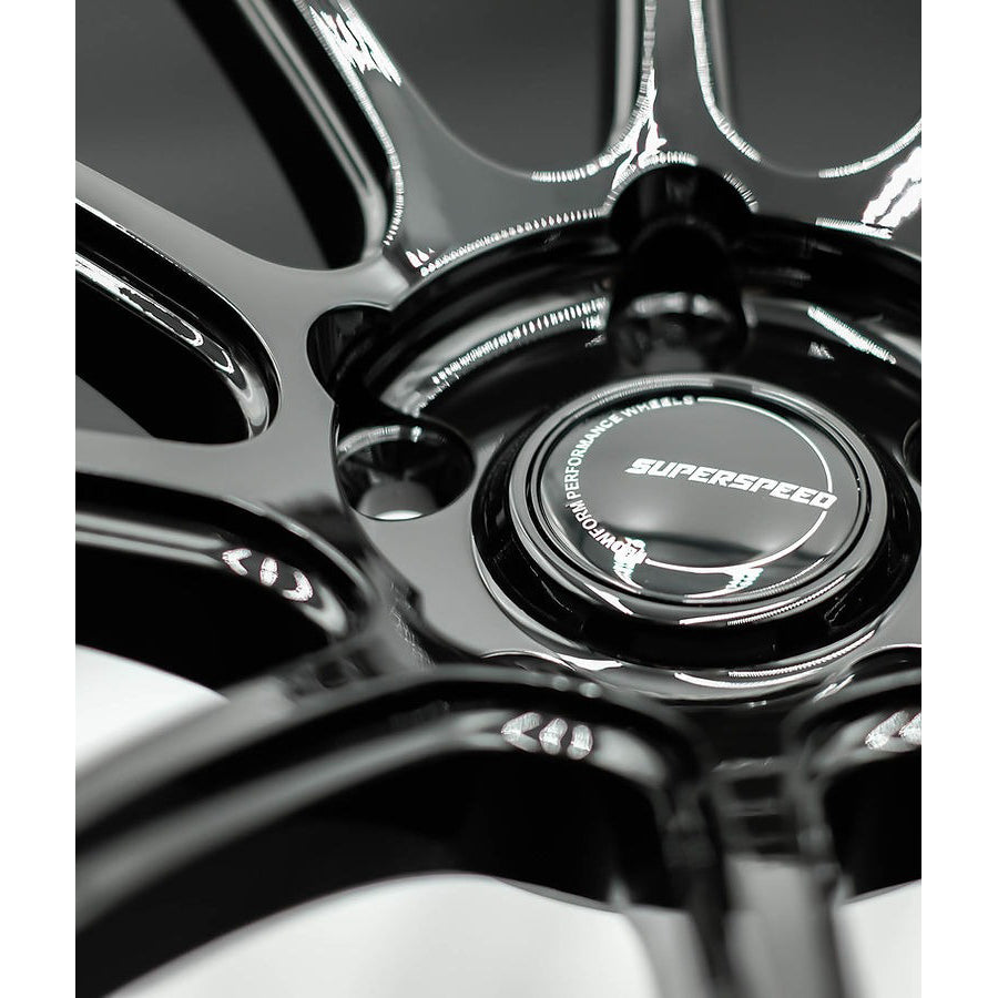 Superspeed FlowForm RF03RR Center Cap Detail